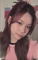 VIVIZ 2026 Season's Greetings POB Photocard
