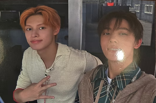 CORTIS 2026 Season's Greetings Musicplant POB Unit Photo