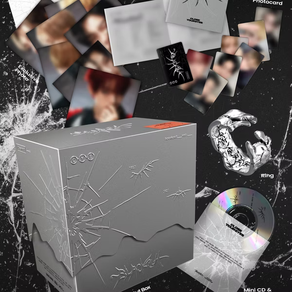 CLOSE YOUR EYES The 3rd Mini Album Blackout [Blackout ver]