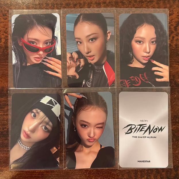 MEOVV 2nd EP Album BITE NOW POB Photocard