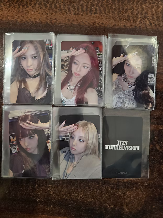 ITZY TUNNEL VISION MAKESTAR POB Photocard