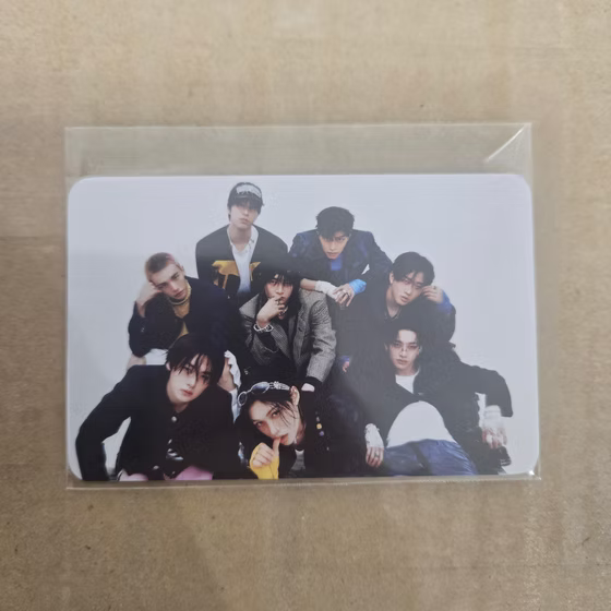 Stray Kids 4th Full Album KARMA Applemusic / MAKESTAR POB Group Photocard