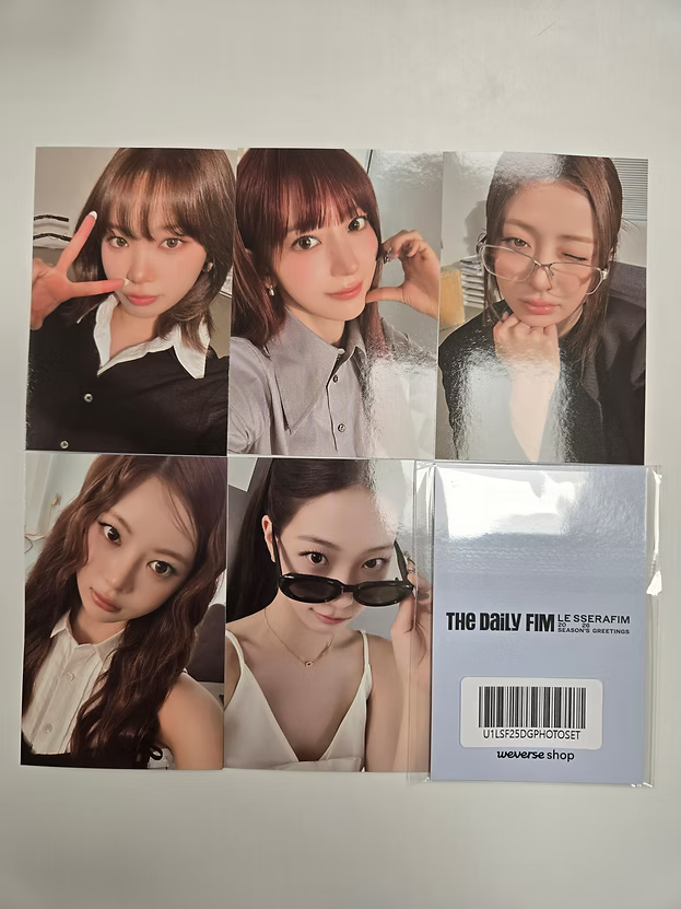 LE SSERAFIM 2026 Season's Greetings THE DAILY FILM Weverseshop POB Photocard
