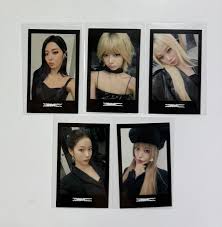 Le Sserafim HOT Makestar POB Photocard [Photobook ver]