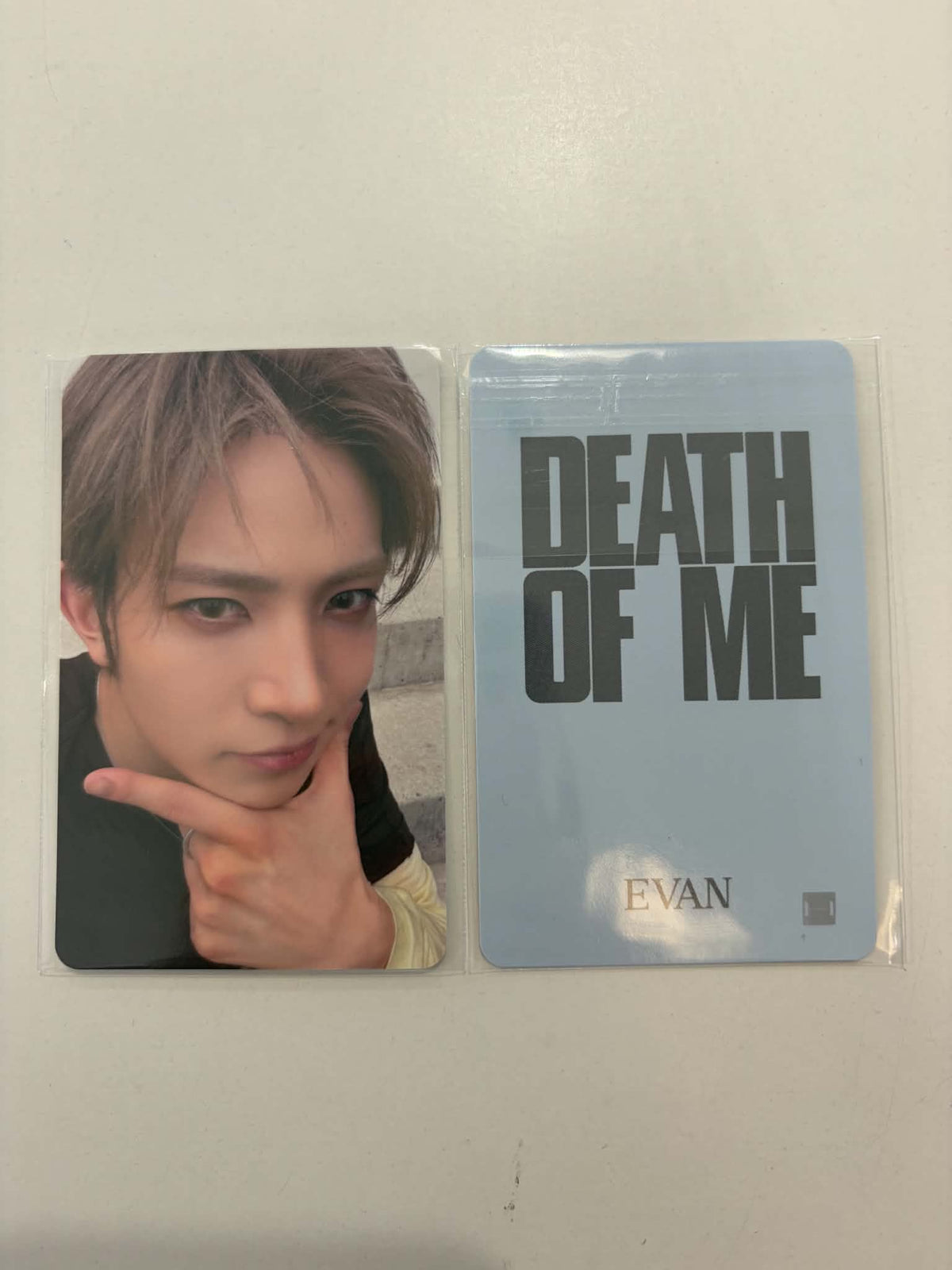 EVAN 1st mini album DEATH OF ME Applemusic Lukcydraw Photocard